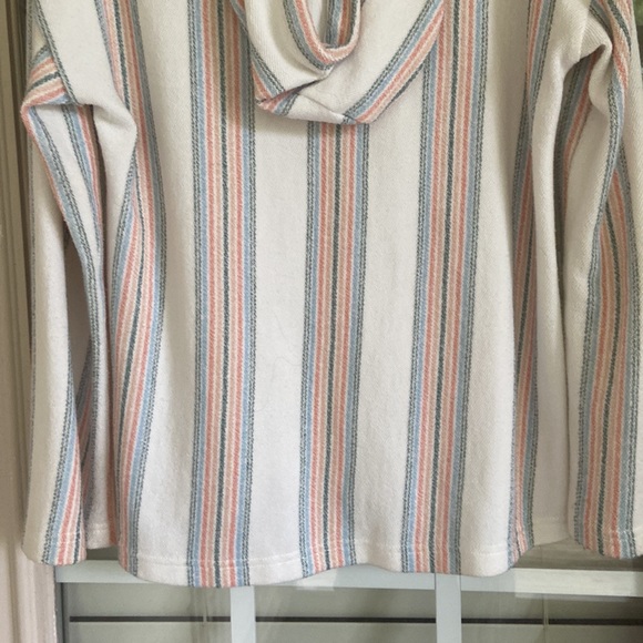 ROXY PONCHO ๐๐๏ธ - Picture 7 of 9